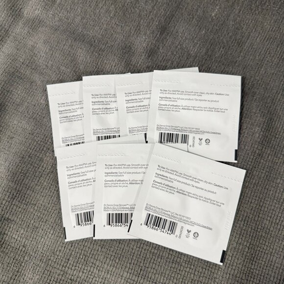 Dr. Dennis Gross Alpha Beta pH Balance Replenishing Cream 2ml x 7 Sample Pack - Picture 2 of 2